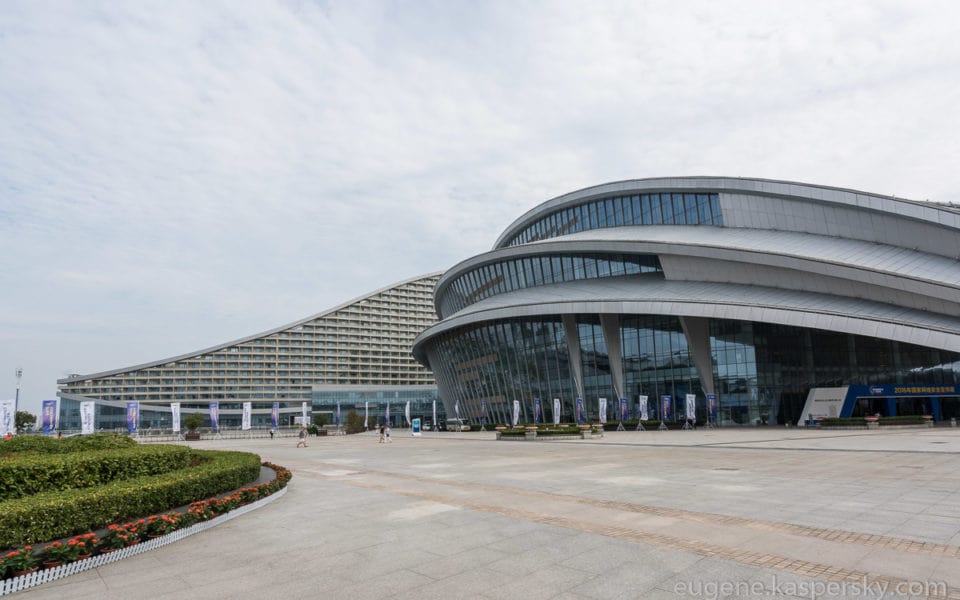 Wuhan-International-Convention-And-Exhibition-Center