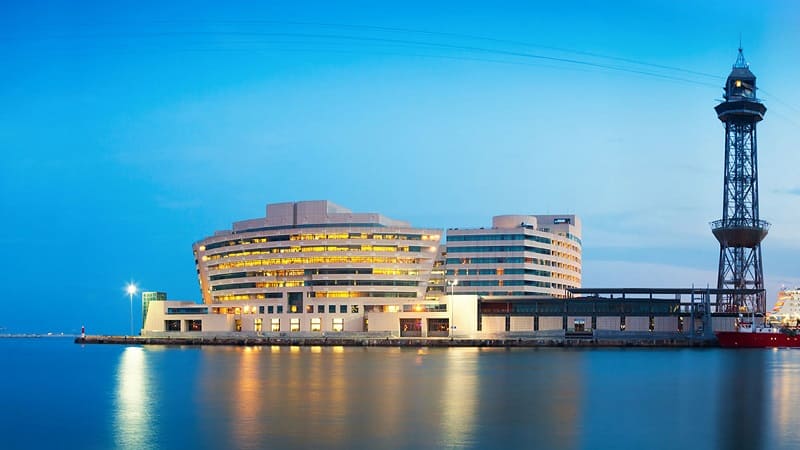 Conference-and-exhibition-centre-Barcelona.