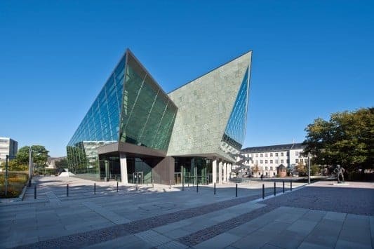 Darmstadtium-Wissenschafts-und-Kongresszentrum.